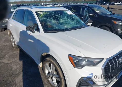 2020 Audi Q3 Premium 45 Tfsi S Line Quattro Tiptronic z USA, uszkodzony, nr VIN WA1DECF3XL1053769